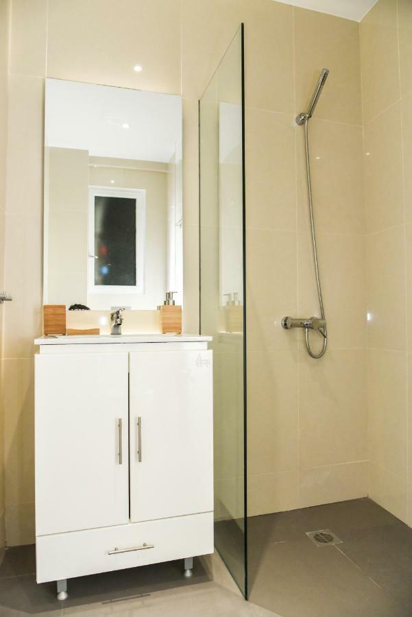 Warm Apartment At Exarchia 1 Bed 2 Pers Atene Esterno foto