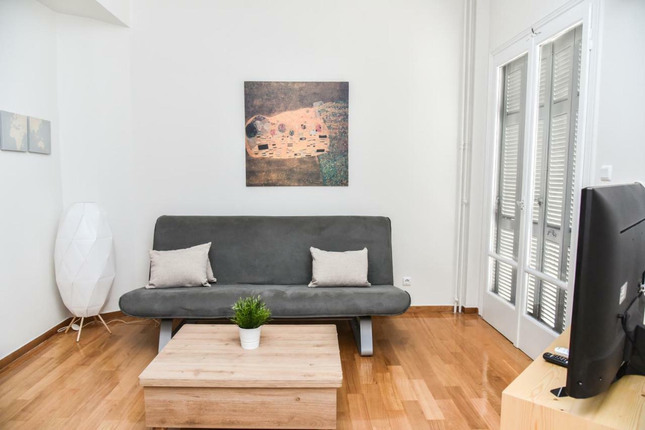 Warm Apartment At Exarchia 1 Bed 2 Pers Atene Esterno foto