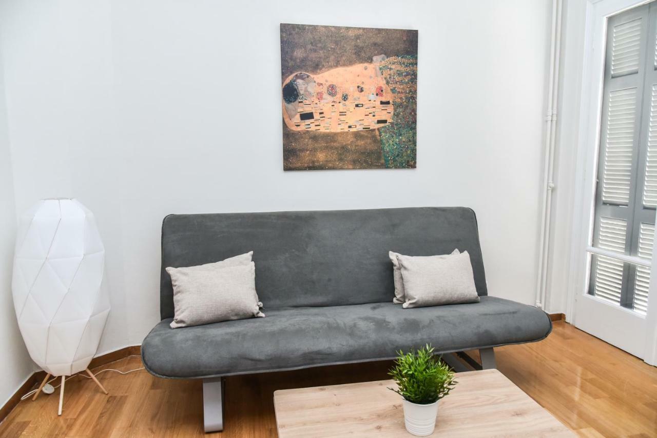 Warm Apartment At Exarchia 1 Bed 2 Pers Atene Esterno foto