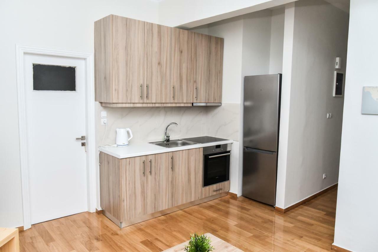 Warm Apartment At Exarchia 1 Bed 2 Pers Atene Esterno foto