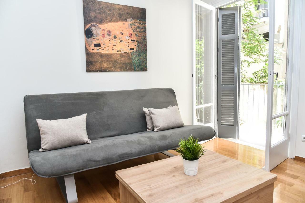 Warm Apartment At Exarchia 1 Bed 2 Pers Atene Esterno foto