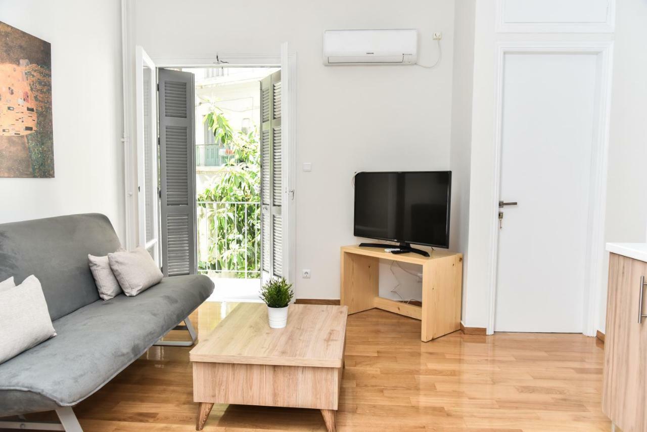 Warm Apartment At Exarchia 1 Bed 2 Pers Atene Esterno foto