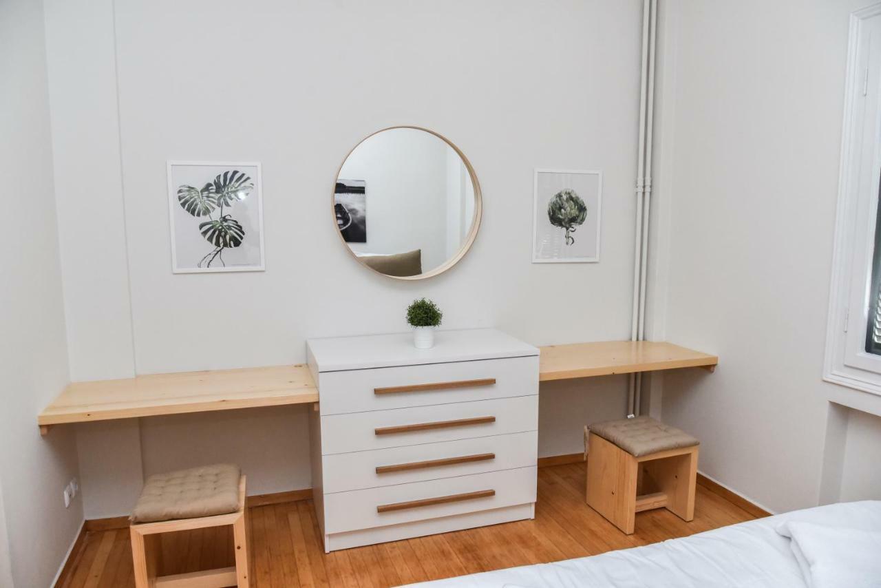 Warm Apartment At Exarchia 1 Bed 2 Pers Atene Esterno foto